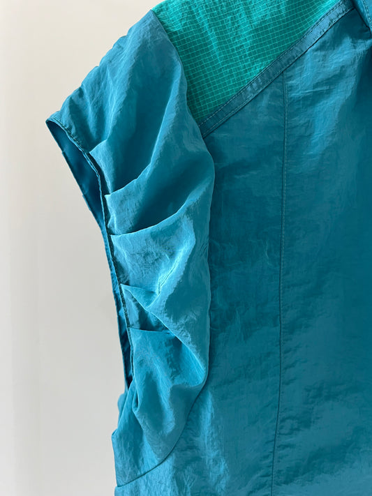 Dark Checkered Color-Block Sleeveless Lapel Cropped Vest