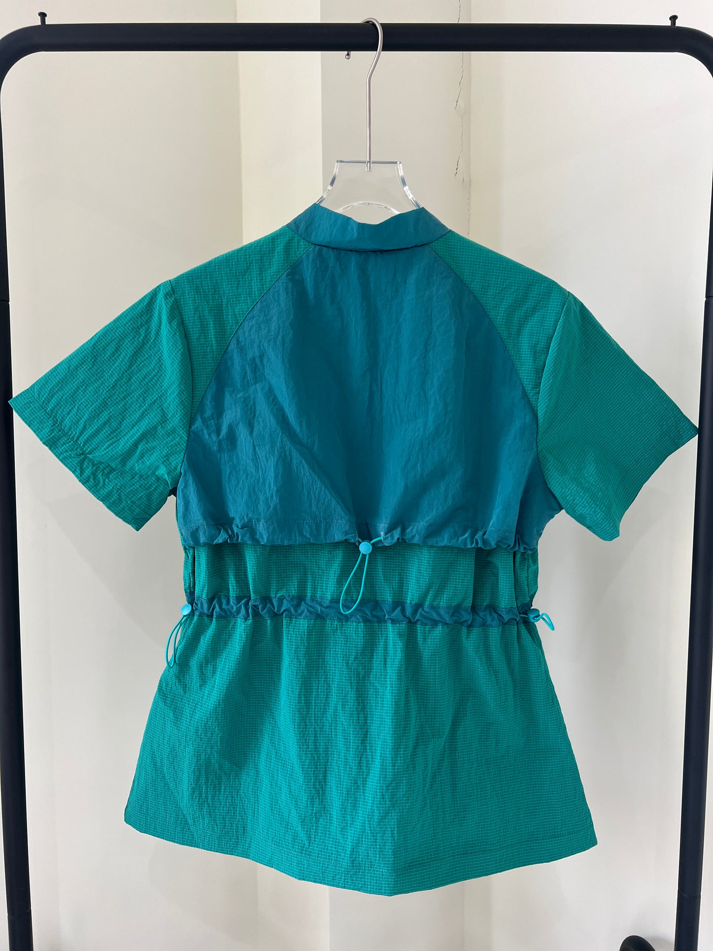 Color-Block Mid-Length Short-Sleeve Jacket