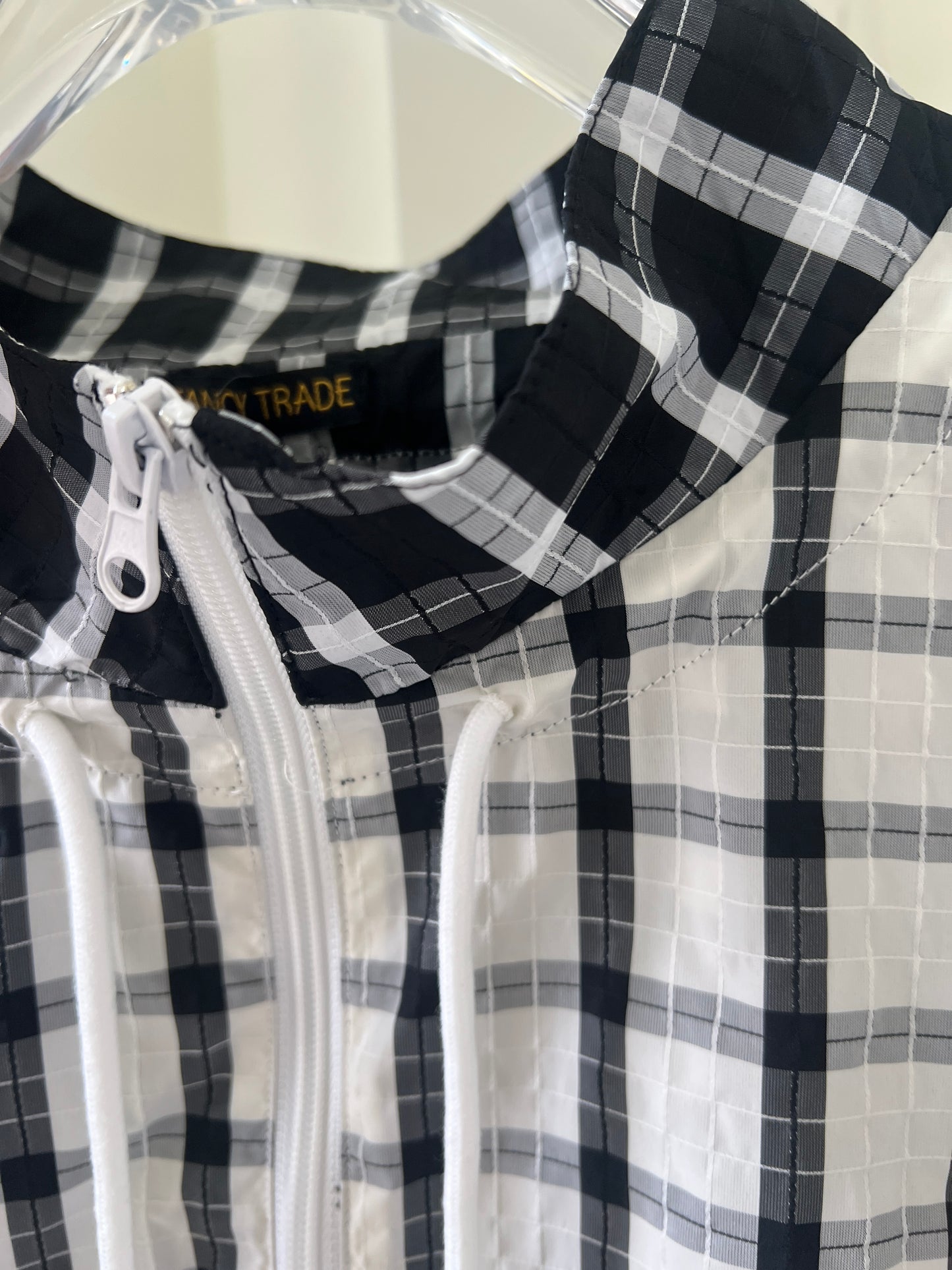 Plaid bubble zip top