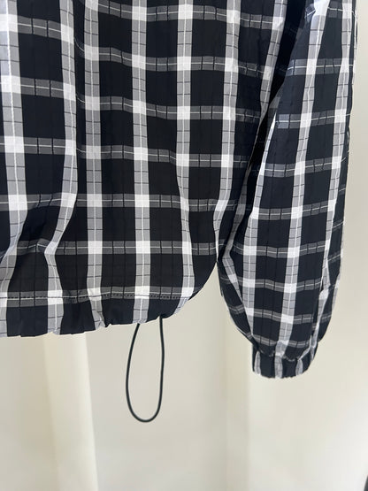 Plaid bubble zip top