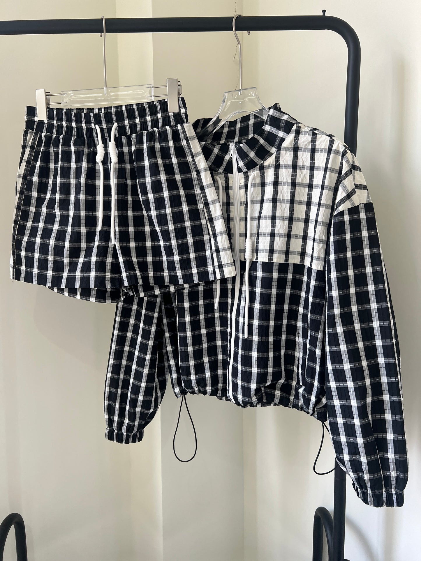 Plaid bubble shorts