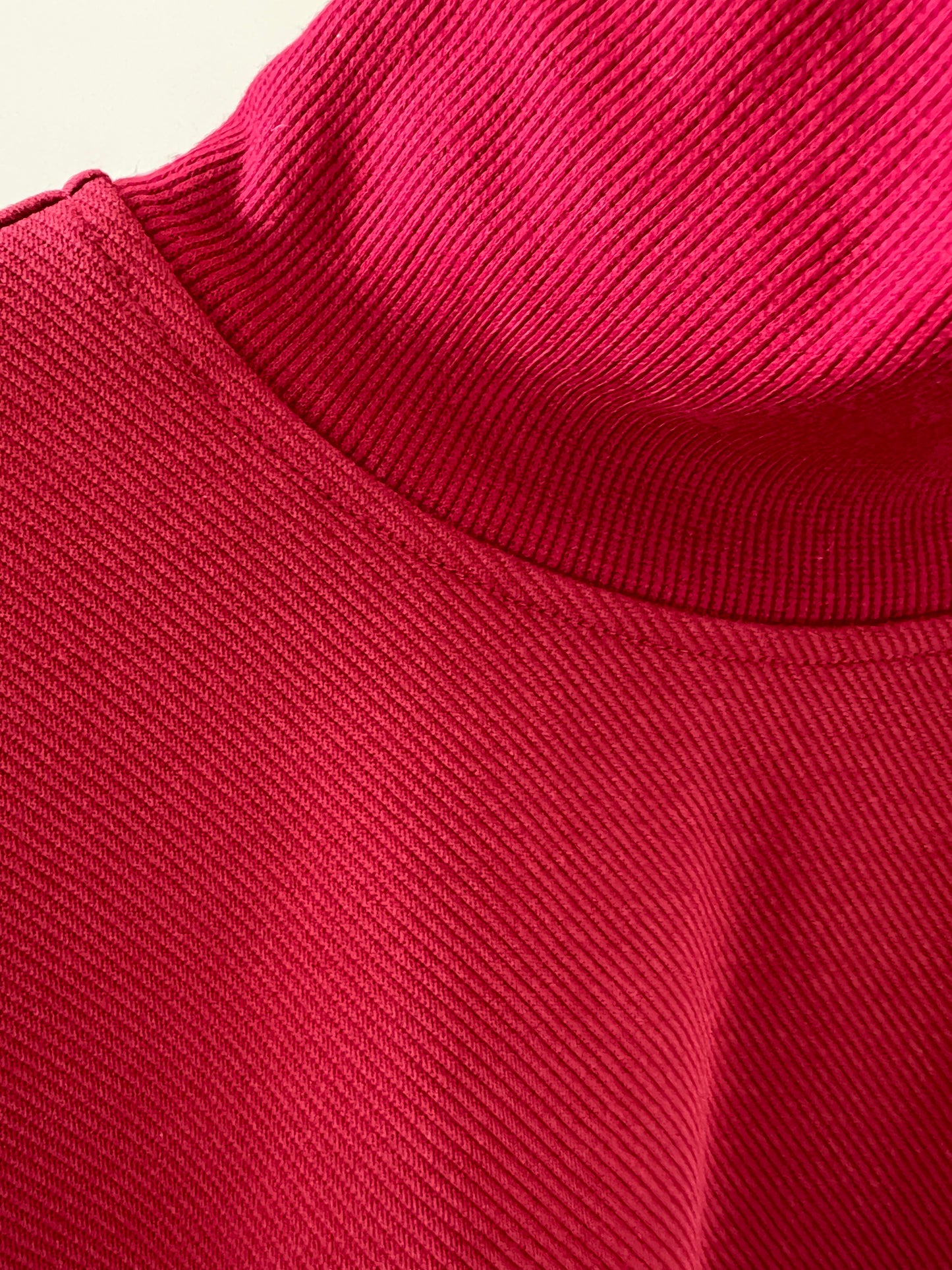 Cropped Mockneck Sweatshirt