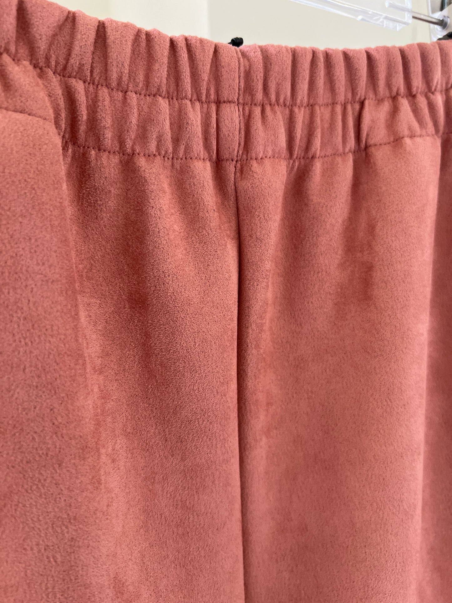 Suede Piped Long Pants