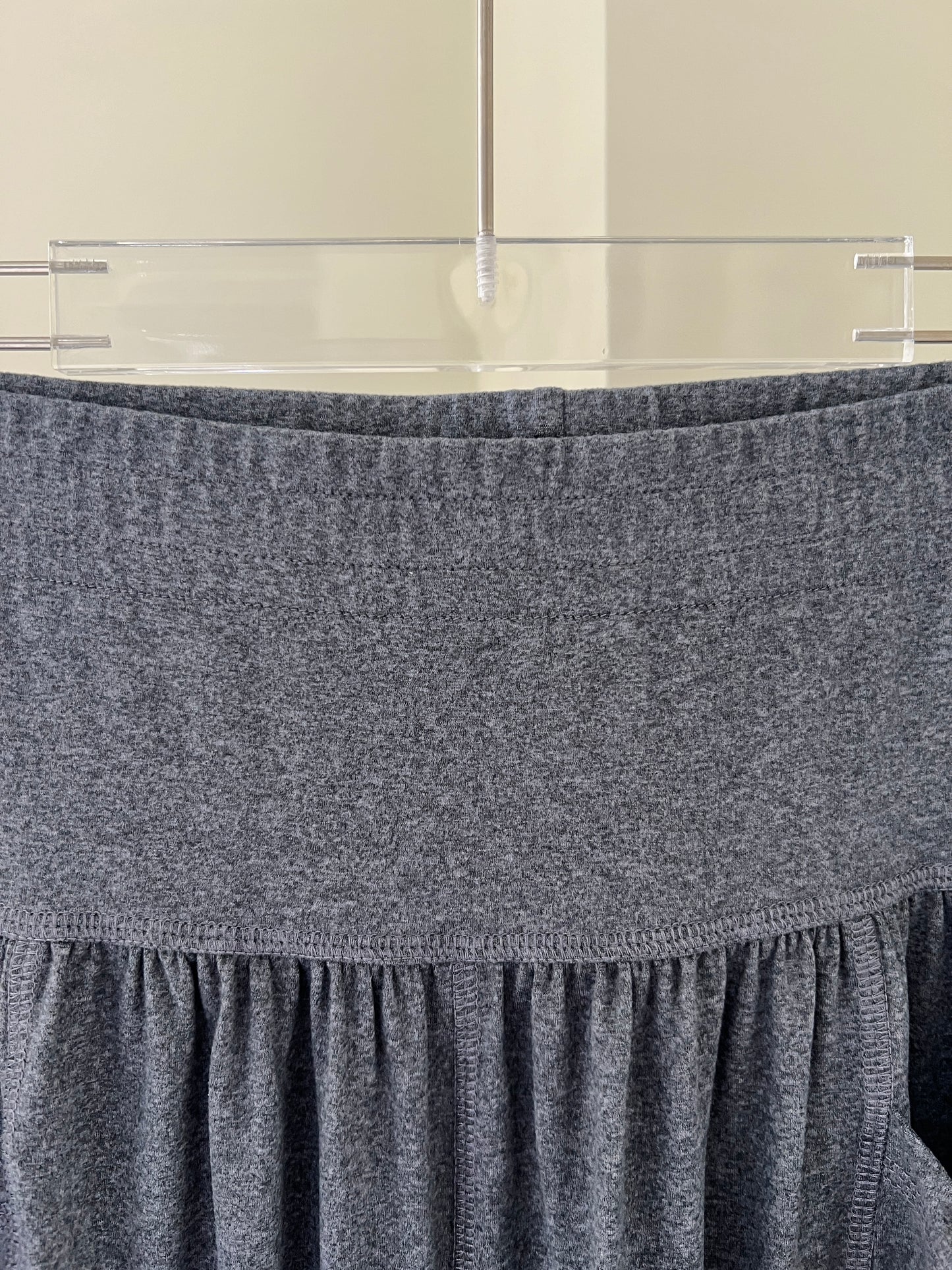 Tapered pants with drape